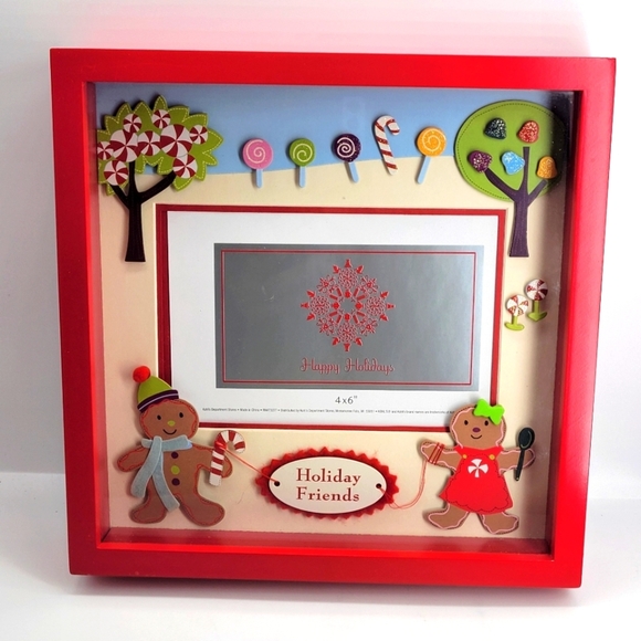 Other - GINGERBREAD HOLIDAY FRIENDS SHADOWBOX PICTURE FRAME w/ CANDY TREES & FLOWERS
